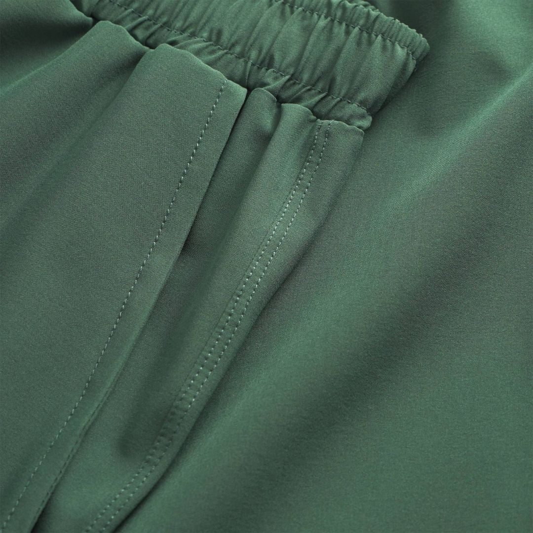 Cuera Active Globe Shorts (Court Green)