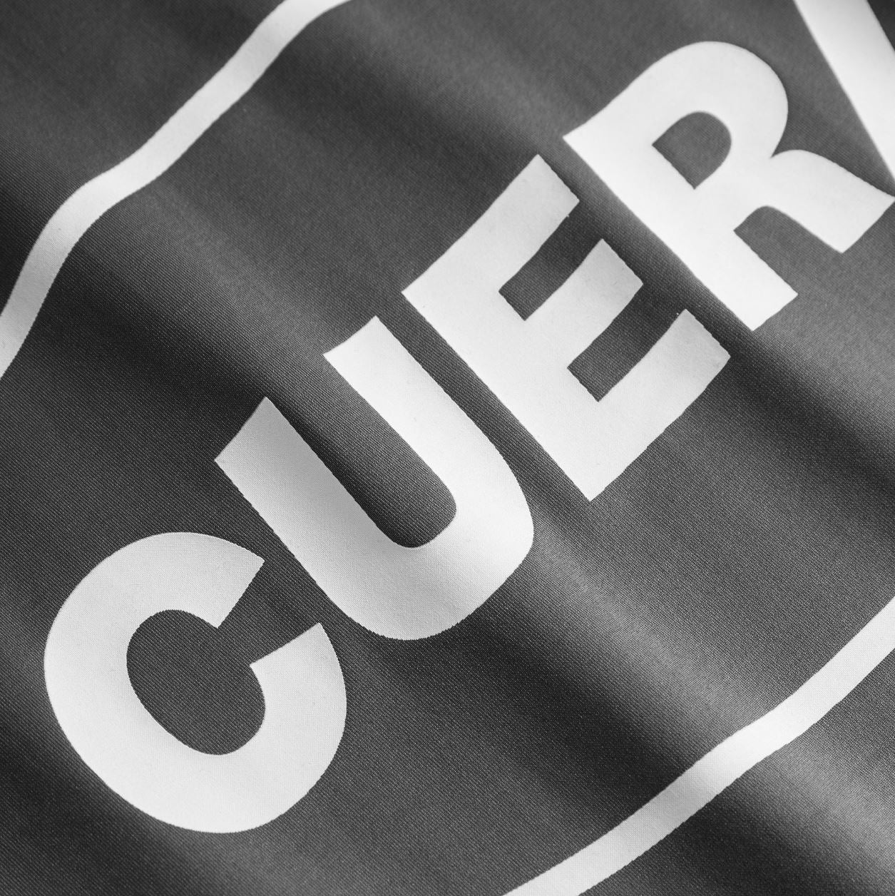 Cuera Oncourt Logo T-Shirt (Mörkgrå)